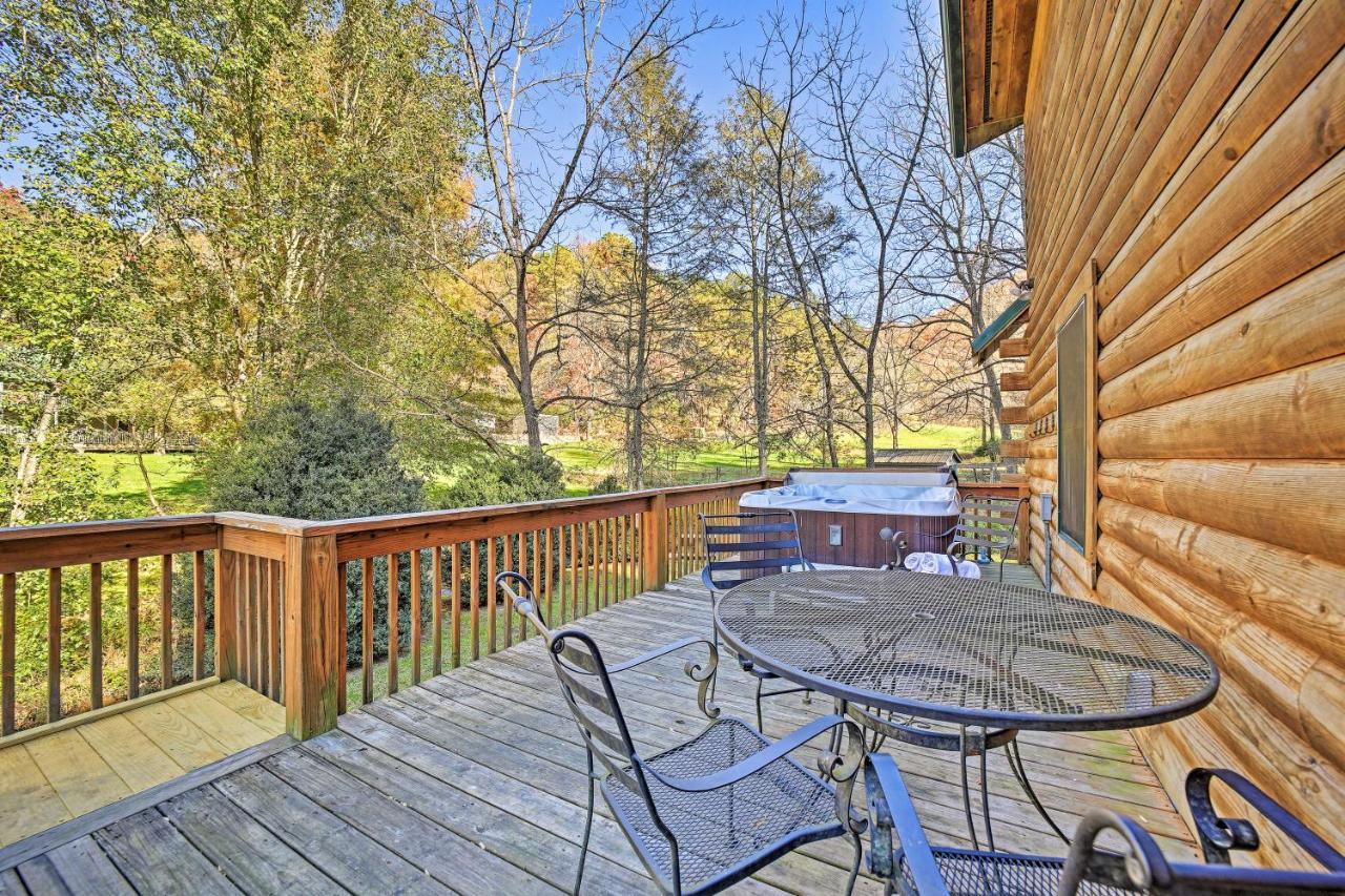 הוילה Creekside Bryson City Cabin With Private Hot Tub מראה חיצוני תמונה